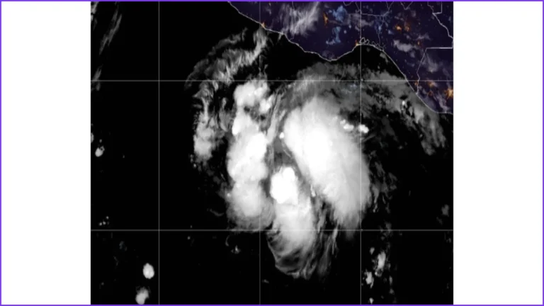 Hurricane Trudy Gains Strength Off Mexico’s Pacific Coast