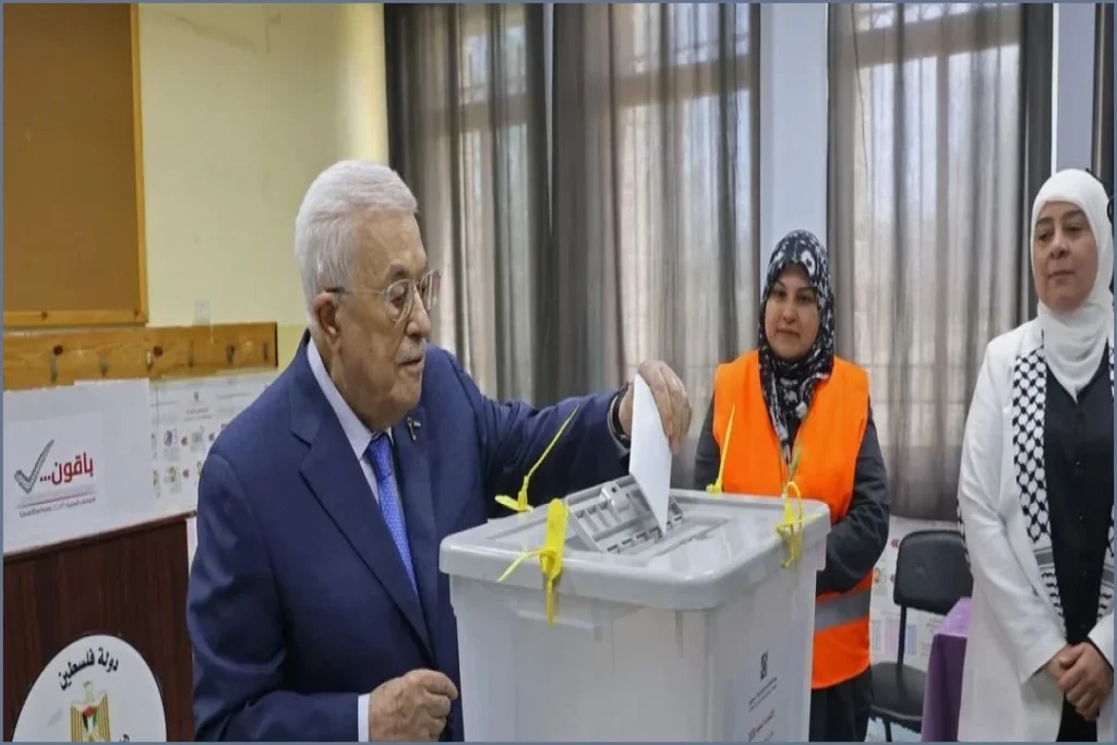 Mahmoud Abbas Delays Palestinian Elections Citing Israeli Obstacles
