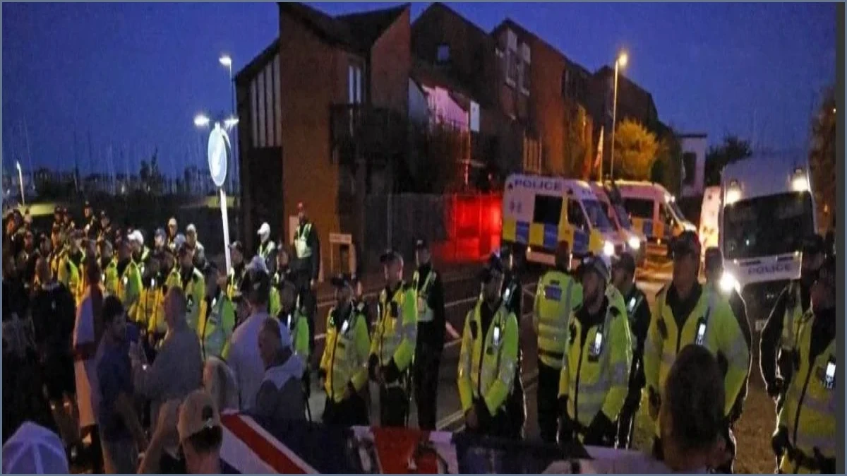 Man Charged Following Anti-Migrant Protest in Gosport