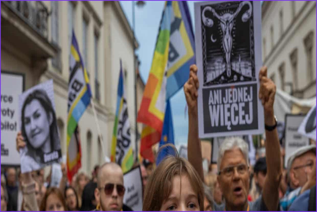 Polish Parliament Votes to Ease Near-Total Abortion Ban