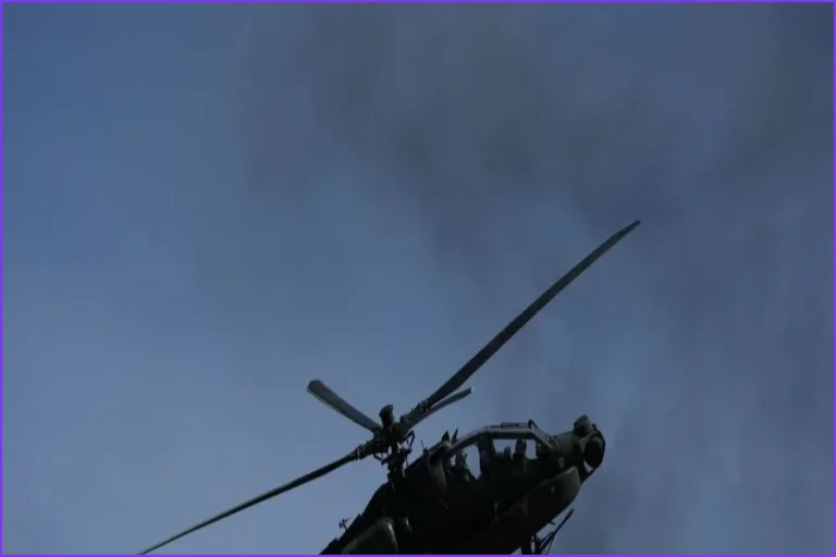 Saudi Coalition Pilots Die in Helicopter Crash Near Yemen Border
