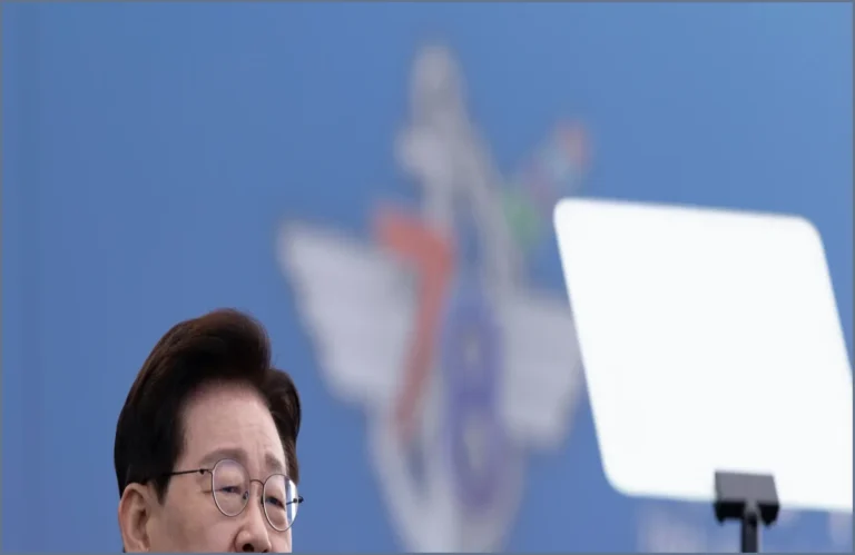 South Korea Tests Its First Domestically Developed Hypersonic Weapon