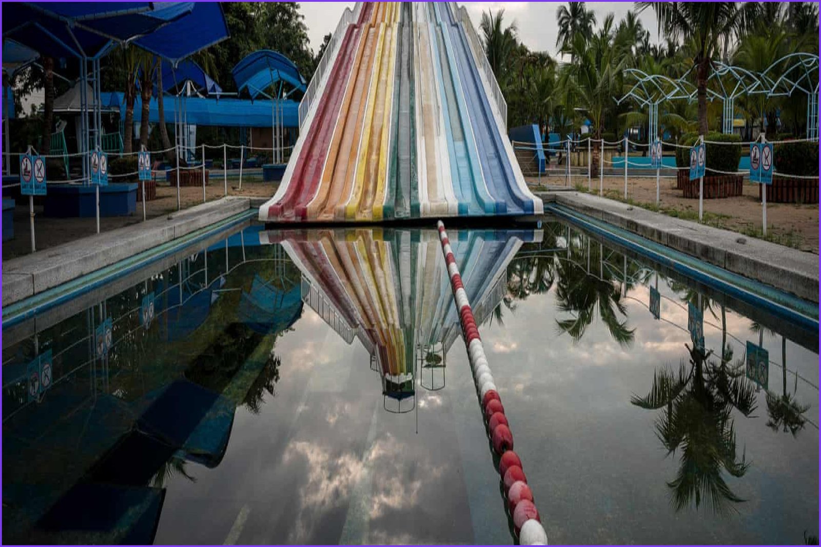 Thailand’s Siam Amazing Park Closed for Months After Flooding