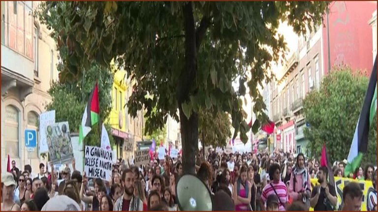 Thousands Protest Rising Living Costs and Housing in Portugal