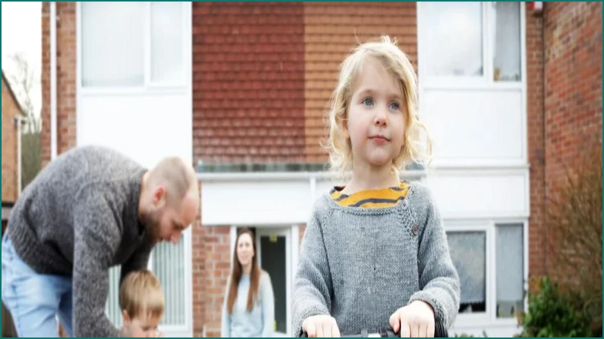UK Households Face Painful Financial Future, Think Tanks Warn